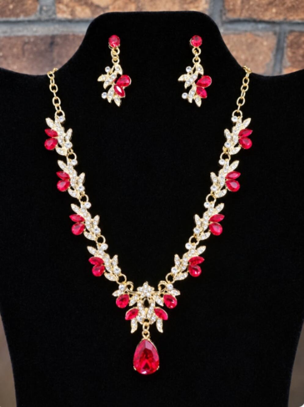 Gold Tone Leaf Necklace & Matching Earrings with Red Waterdrop Pendant